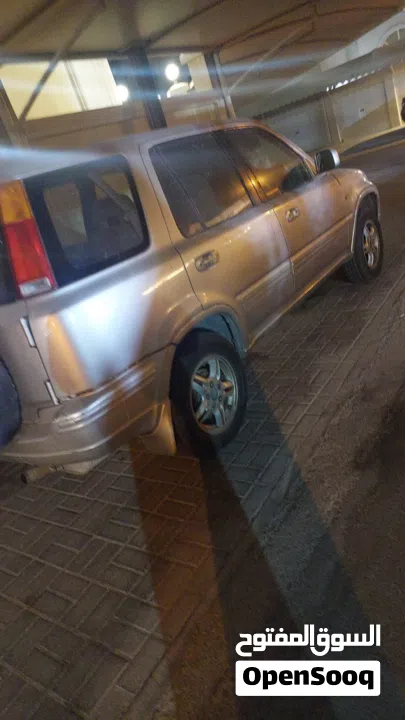 هوندا crv موديل 1998