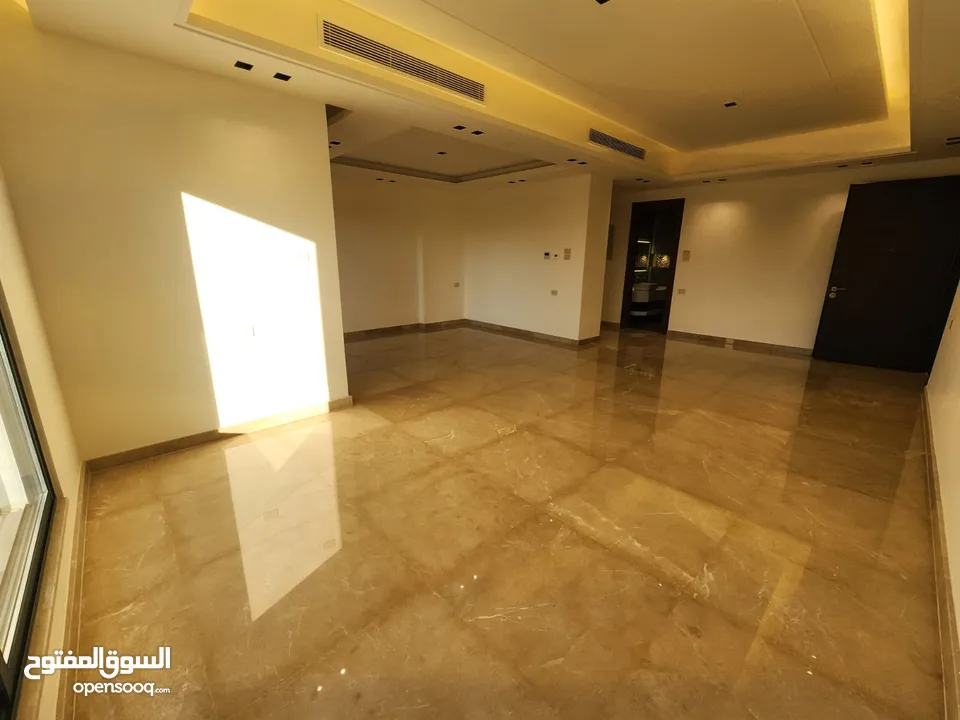 شقة فارغة للبيع في عبدون ref : 14391