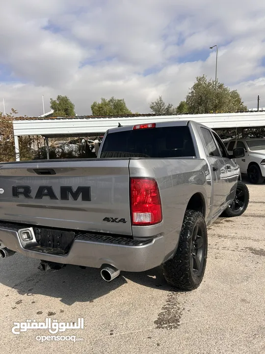 Dodge Ram Sport2020  5.7L HEM