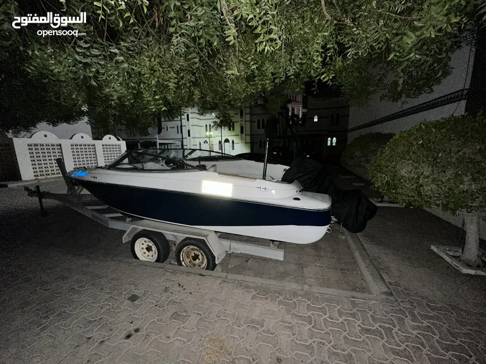 19 foot fibreglass boat