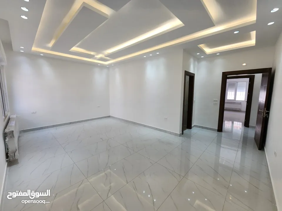 شقة فارغة للبيع في خلدا - ref: 14593