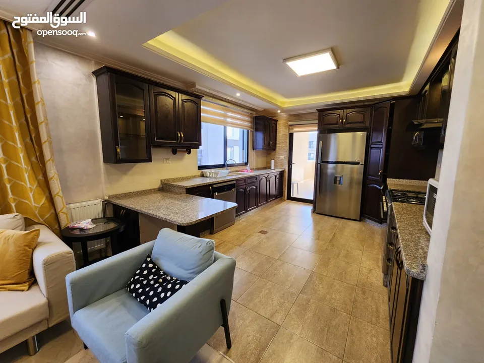 شقة مفروشة في دير غبار للإيجار ref : 14234