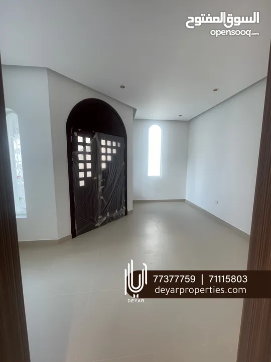 NEW Spacious 4+1BHK villa in a gated community in Azaiba