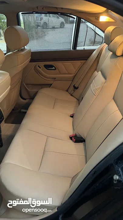 BMW e39 528