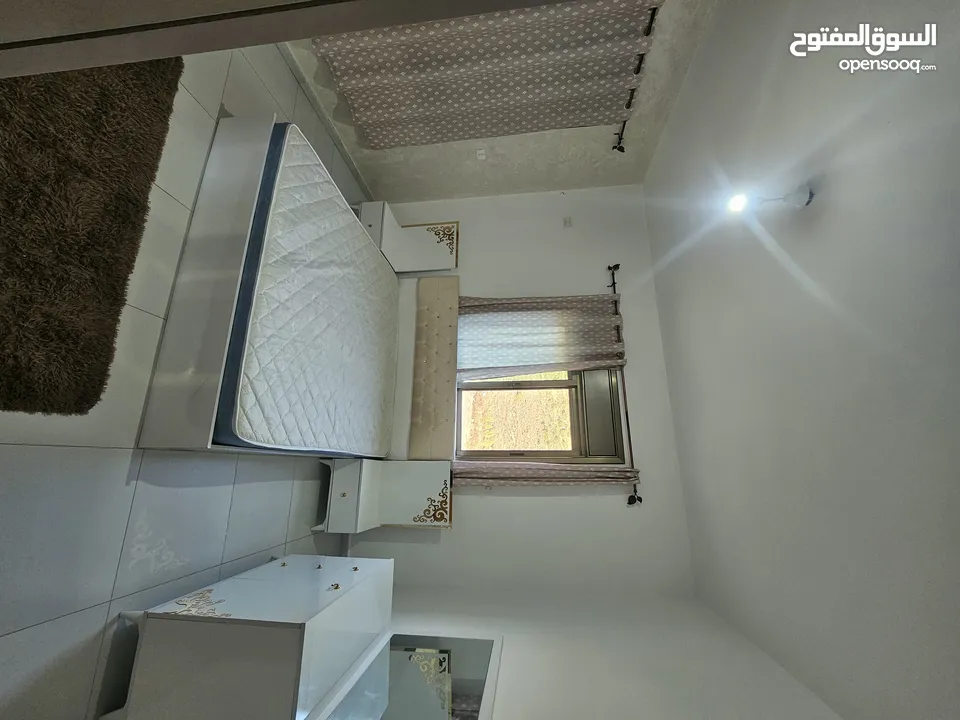 شقه مفروشه للايجار لعائله صغيره او عرسان