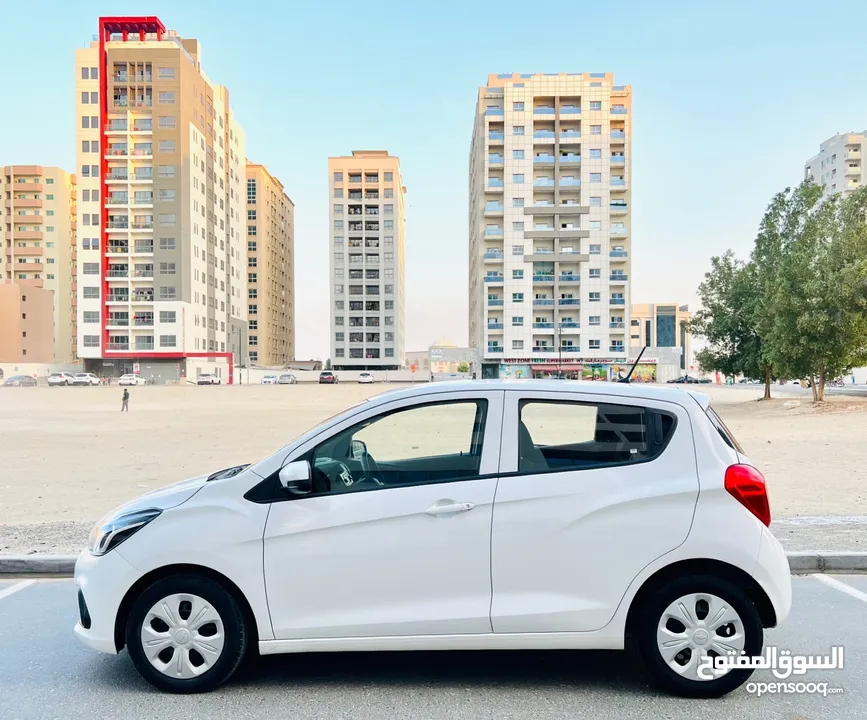 A Well Maintained CHEVROLET SPARK 2018 WHITE GCC In Mint Condition Ref. 8831