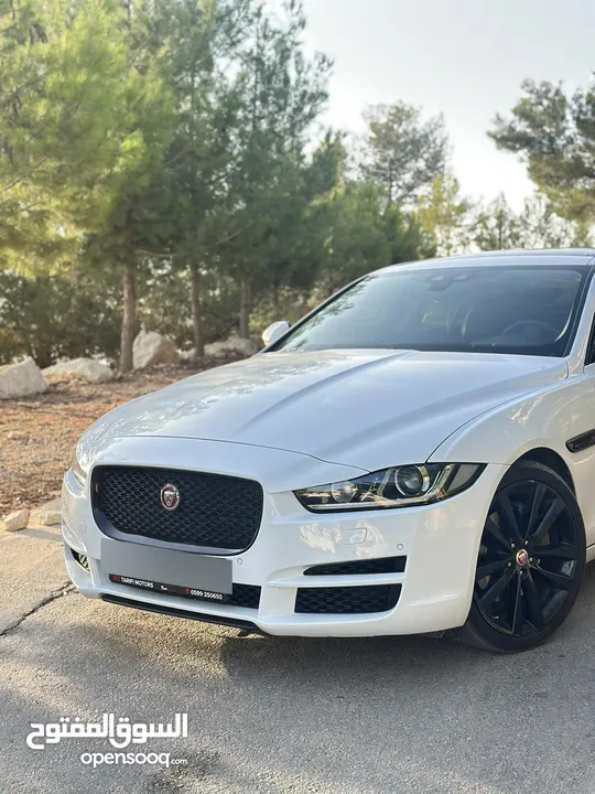 Jaguar XE 2018