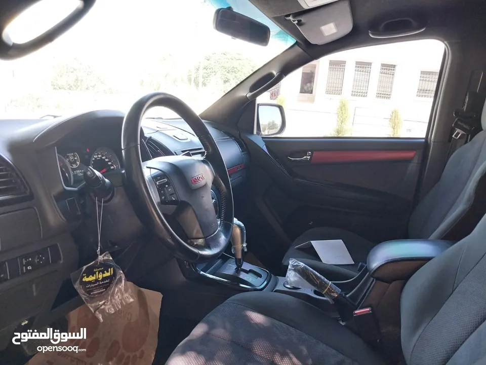 بكب ايسوزو دي ماكس Gt اصلي مديل 2020  فحص كامل لون ابيض لؤلؤي بسعر مغري قابل للبدل
