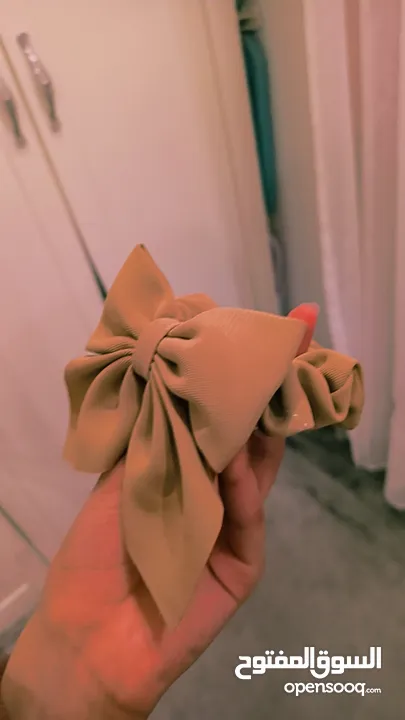 "ربطة شعر أنيقة