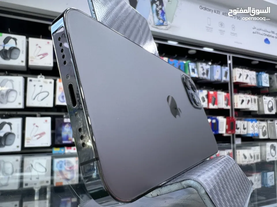 ايفون 12 برو مستعمل بحالة ممتازة  256 جيجابايت / غير مفتوح او مصلح نهائيا  كفالة محل (فحص و استخدام)