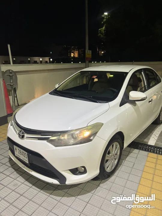 Toyota yaris 2015