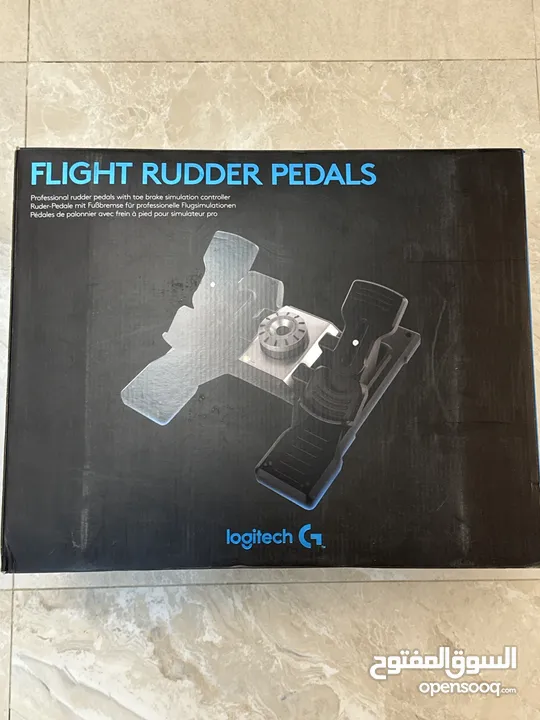 Flight yoke system Flight rudder pedals