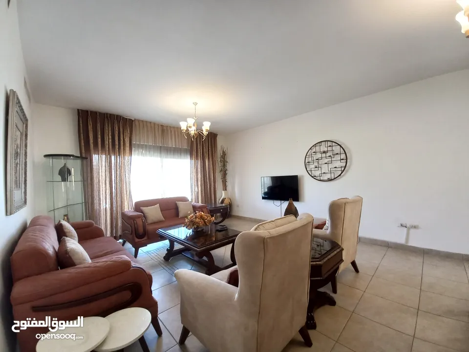 شقة مفروشة للإيجار 200م2 ( Property 19446 )-174847803