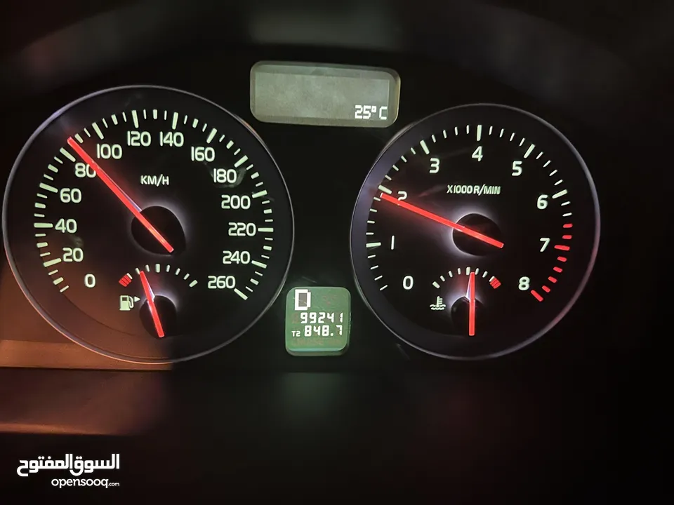 للبيع فولفو C30 - 2008 عداد 99.xxx