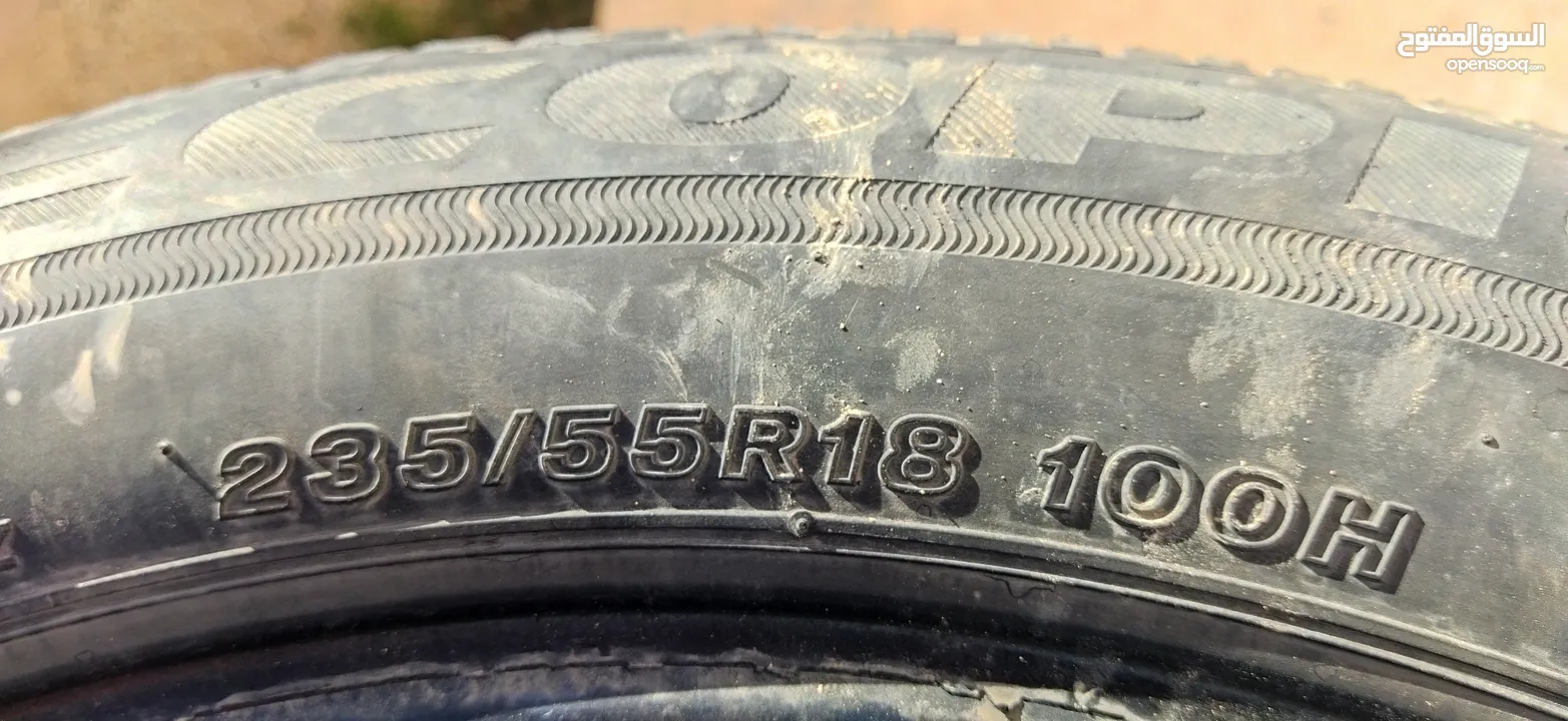 كاوشوك بحاله جيدة قياس 235/55R 18
