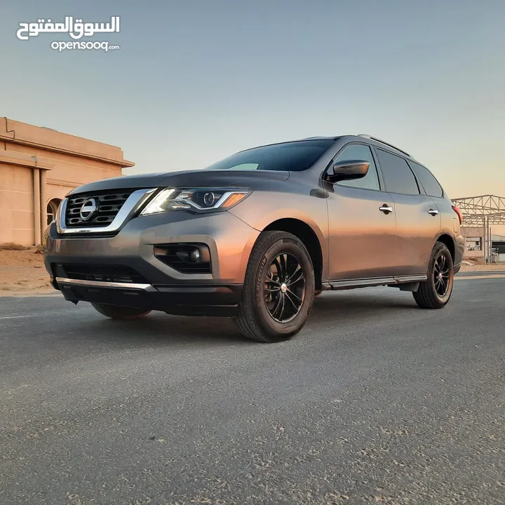 2019 NISSAN PATHFINDER SV