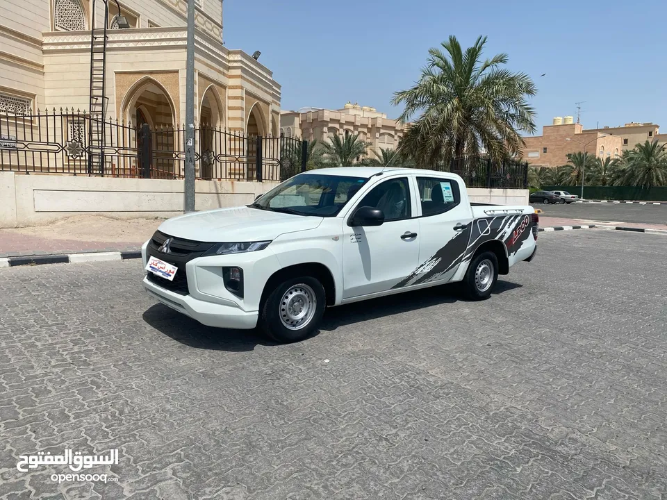 وانيت ميتسوبيشي   MITSUBISHI -2021