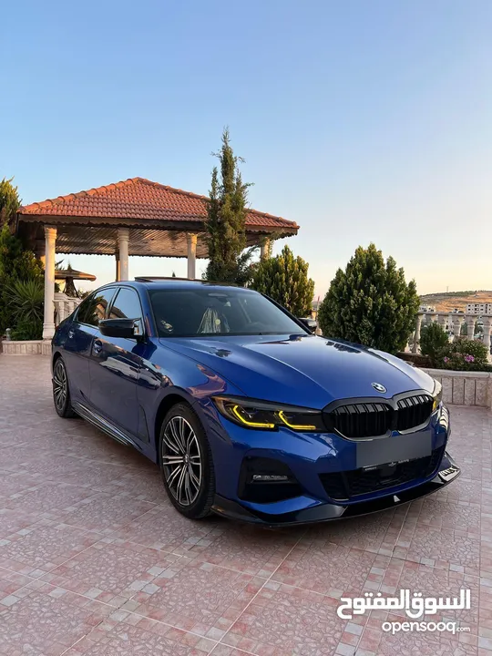 BMW 330e /// M Package