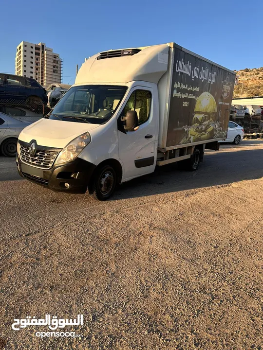 رينو ماستر مع ثلاجة فريزر