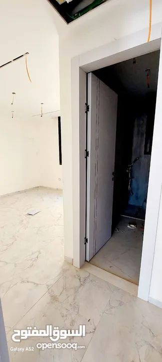 شقه مميزه سوبر ديلوكس مفروشه للايجار جديده الريحان قرب لكاسا مول