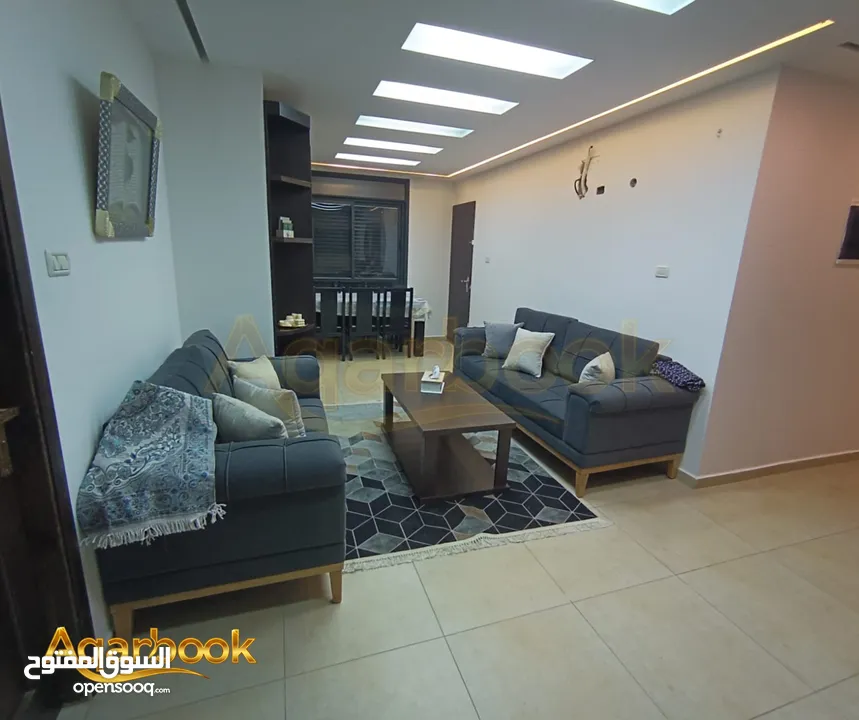 شقة للبيع في بيتونيا – بالقرب من الإسكان الفلسطيني