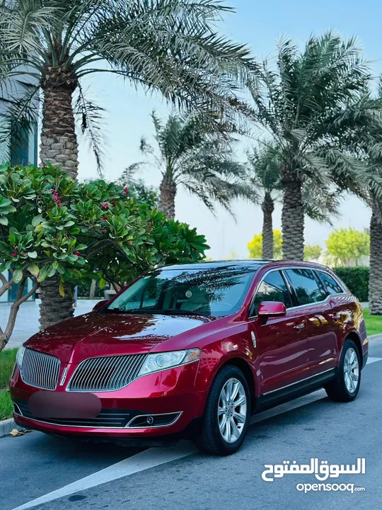 LINCOLN MKT  Year-2014. Single owner used car.Fully Loaded Luxury 7 Seater Crossover with panoramic