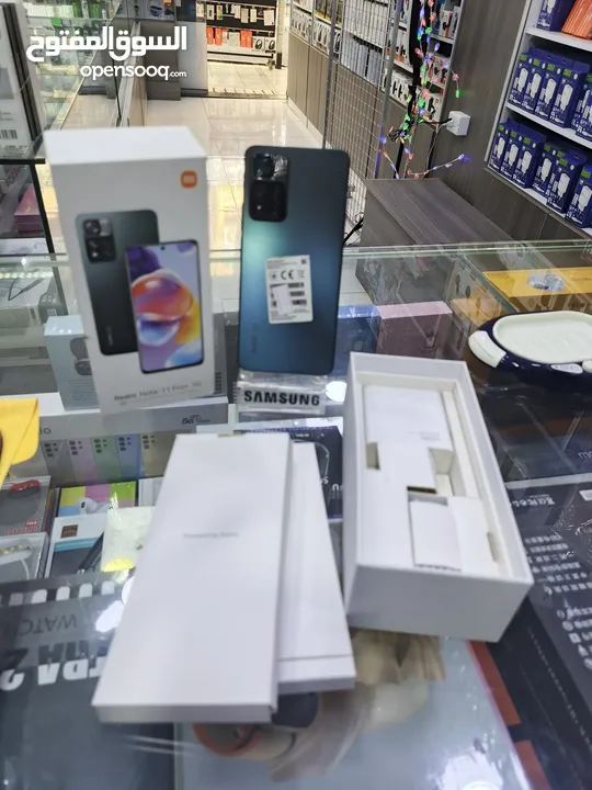 جهاز القوي NOT 11 PRO PLAS 5G معه شاحنو الاصلي 120W والكرتونه جيجا 256 رام 16 متوفر توصيل