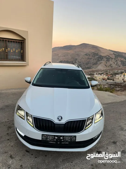 سكودا اوكتافيا بوية شركة