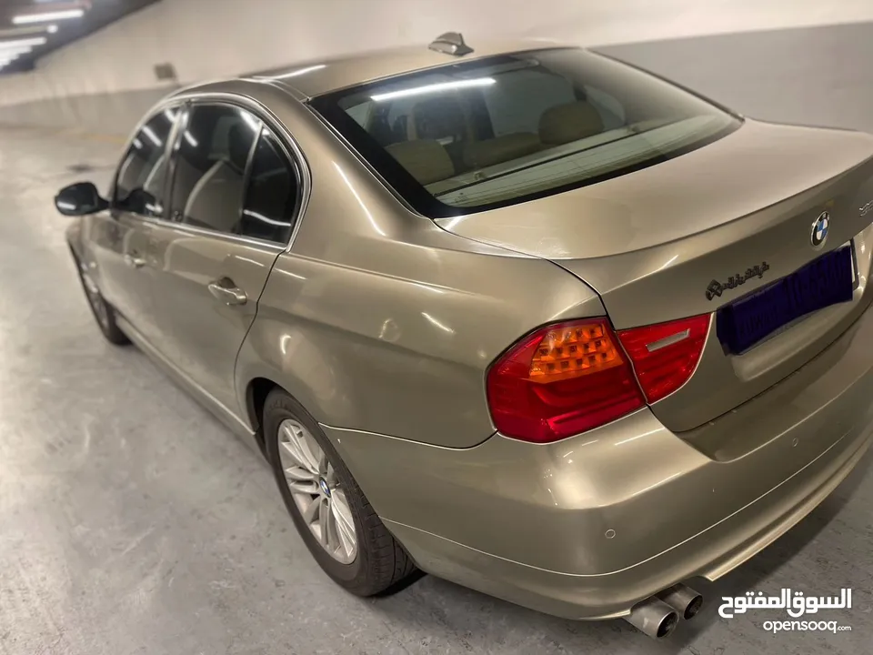 سياره  323i BMW 2011  كامله مكينه 6 سلندر