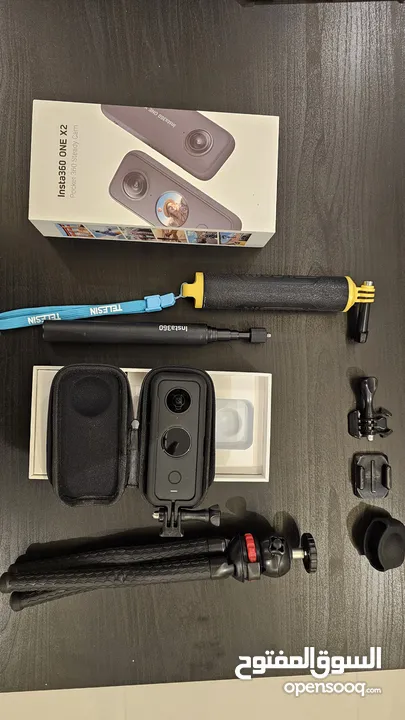 insta360 X2 like new with accessories