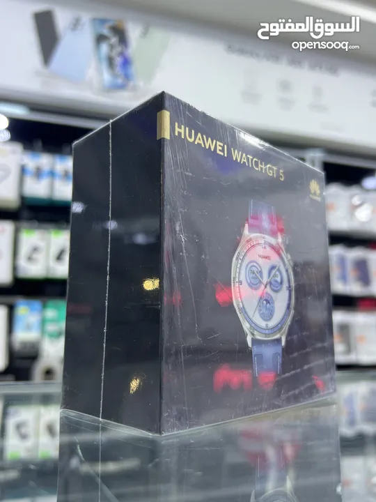 Huawei GT5 (blue 46mm) ساعة هواوي جيتي 5 باللون الازرق المميز جدا (شصي سلفر / كستك ازرق ) جديدة