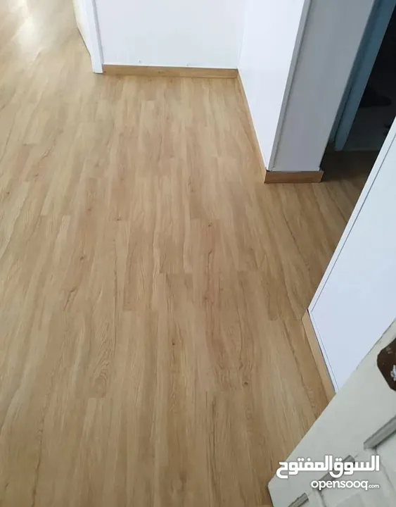 باركيه جلد بلجيكي pvc جلد ارضيات يناسب للبيت كاملاً ويعوض عن البلاط يوجد خدمة تركيب ضمن كادر مختص