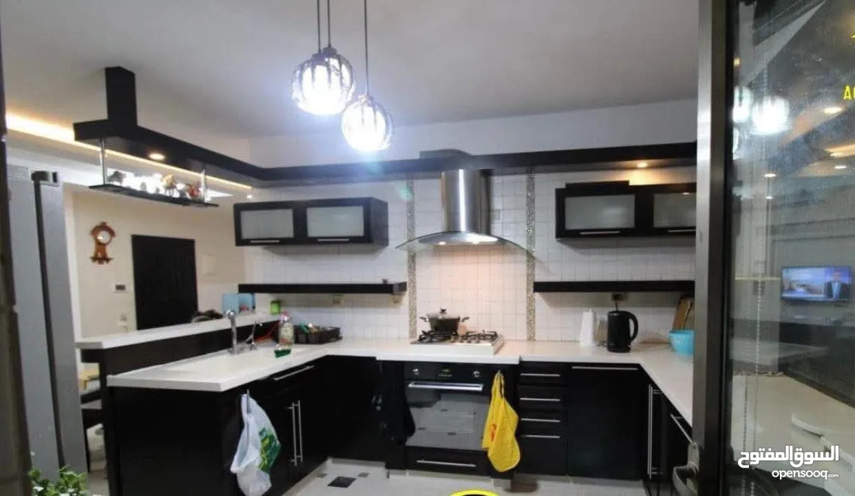 غرفة مفروشة للايجار لصبيه