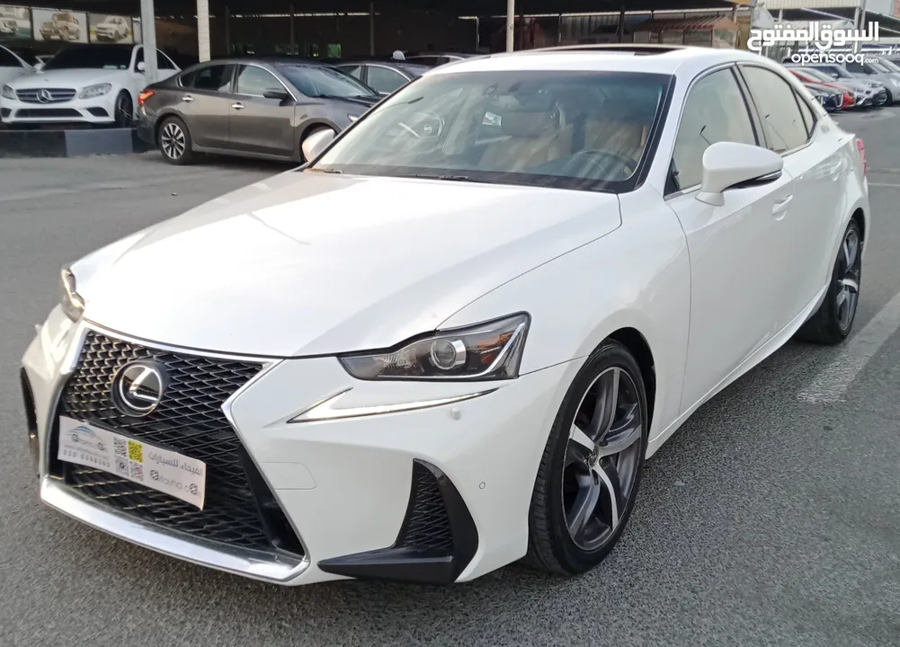 Lexus is350 V6 3.5L Full Option Model 2017