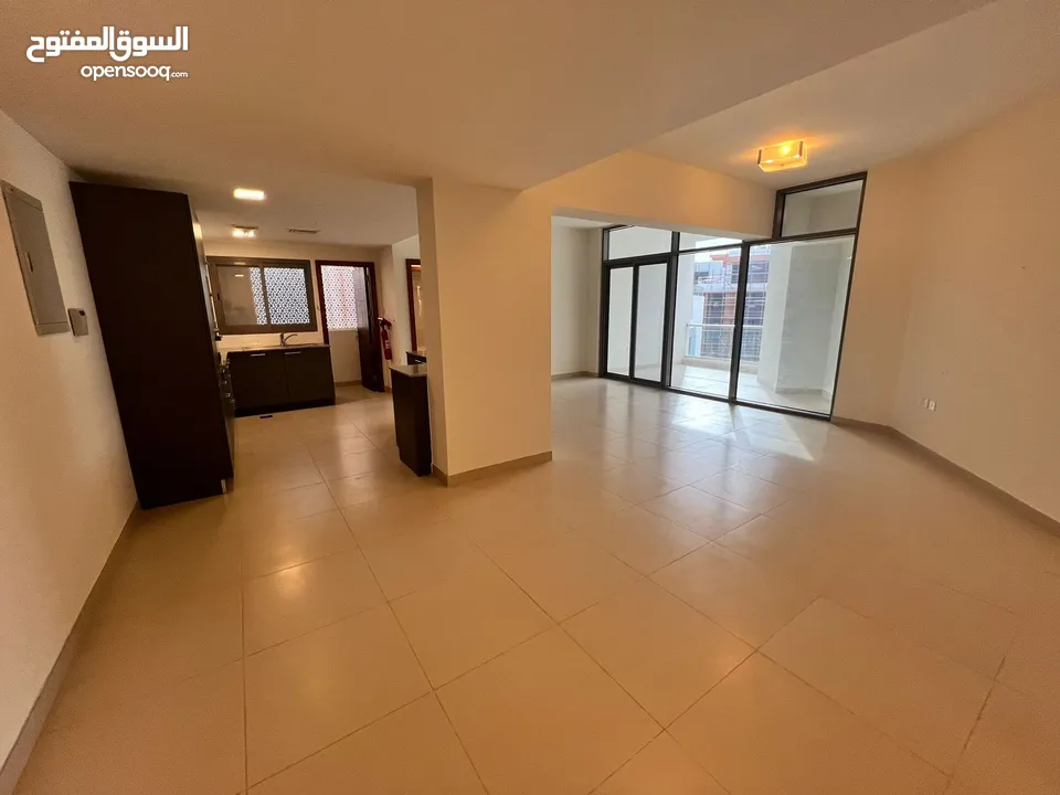 For sale in Muscat hills 2 bedrooms apartment 100 sqm