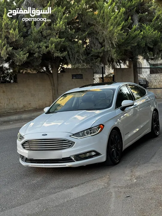 فورد فيوجن موديل 2018 فحص ثلاث جيد ... مضروب الراسيه خلفي.. استخدام شخصي... بحاله الوكاله..
