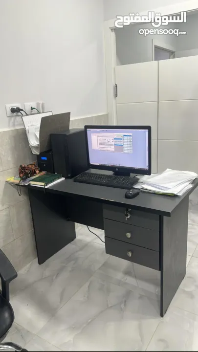 مختبر طبي للبيع بالكامل