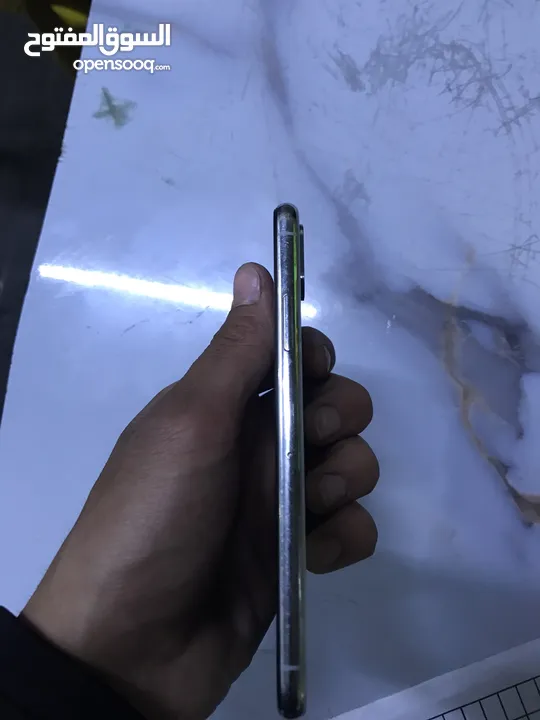 iPhone X white