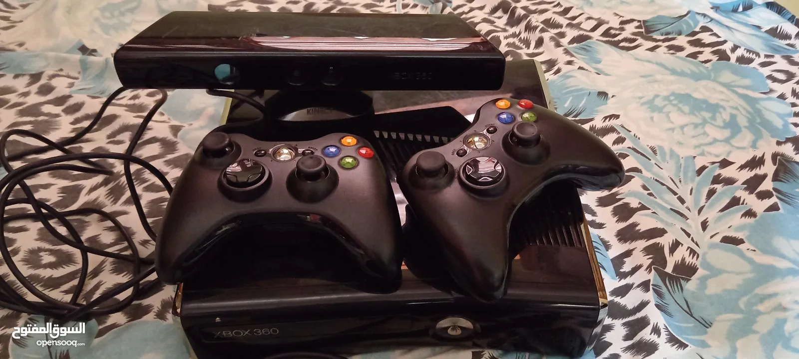 Xbox 360 original good condition & gems