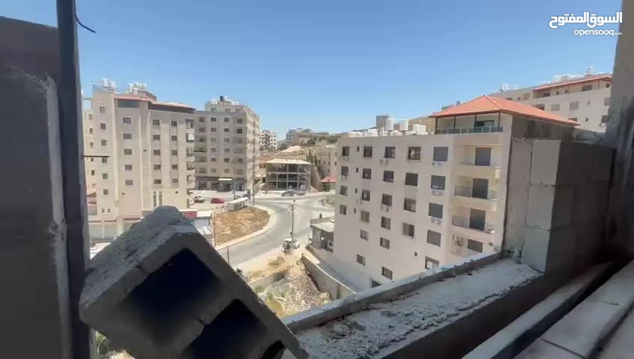 شقة عظم للبيع