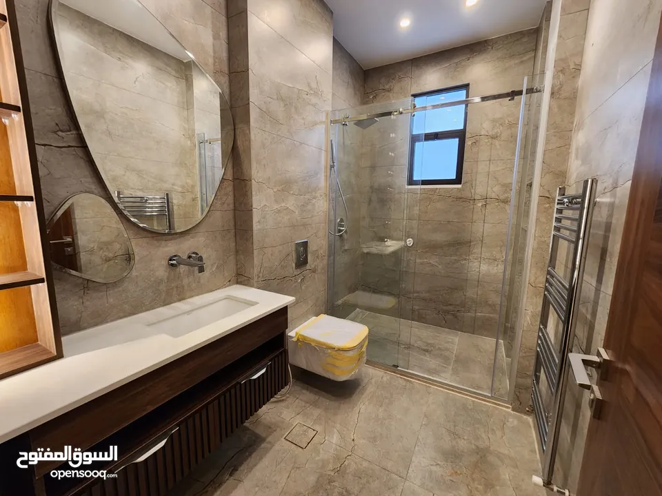 شقة ارضية للبيع في منطقة الصنوبر - ref : 14432