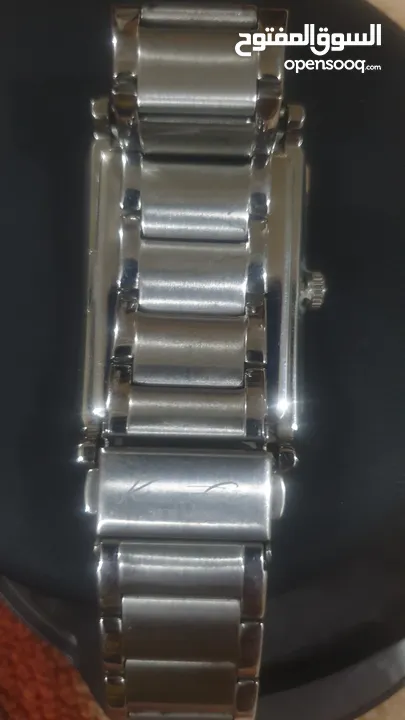 ساعة يد للبيع بسعر مغري ماركا الأصلي