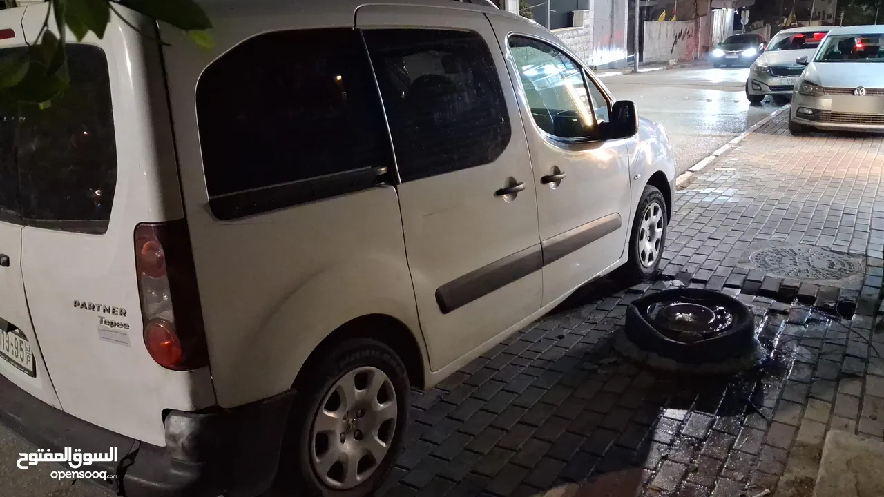 بيجو بارتنر 2015