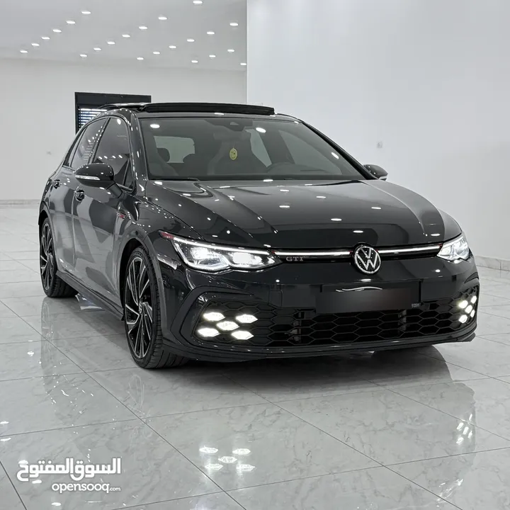 VW GOLF GTI MK8 النسخة المميزة بالسعر المميز