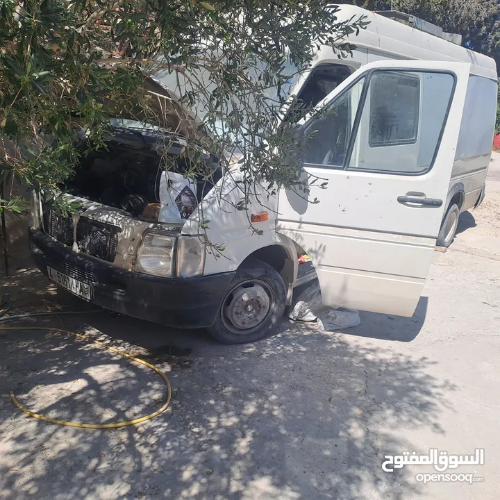 باص تجاري lt 6+1 مرخص مأمن للبيع شطب او مرخص