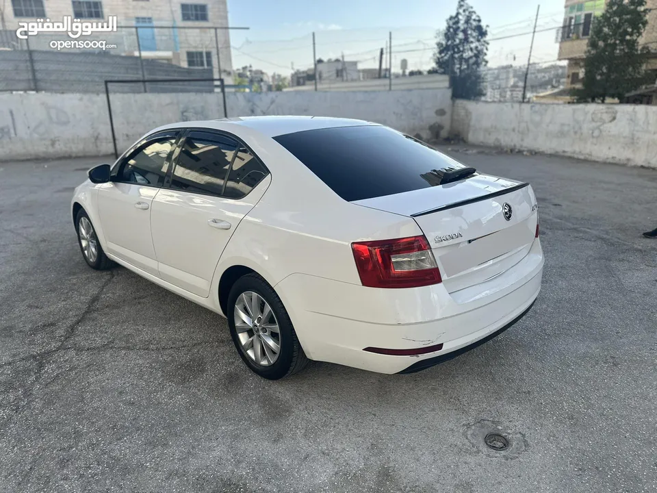سكودا اوكتافيا 2019 ماشيه 332 الف كيلو رخصه ل شهر 6/2026