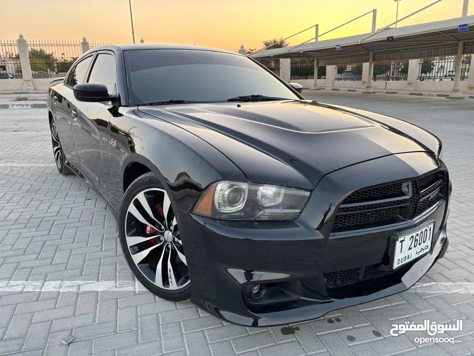 Dodge charger SRT 6.4 2012