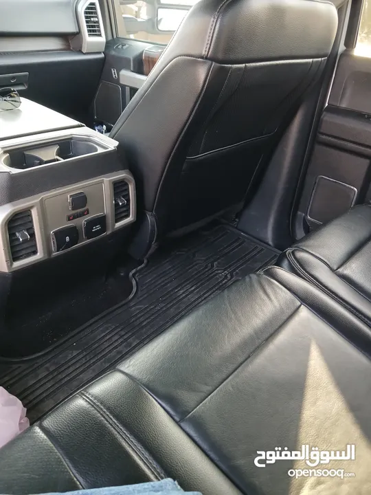 2017 Ford f150 3.5 ecoboost lariat No Customs