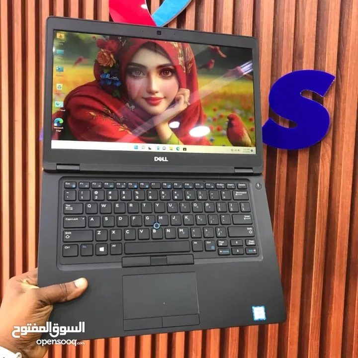 للبيع جهاز DELL latitude touchscreen 8th gen 16GB/512 SSD RAM i5