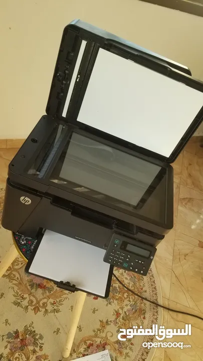 طابعة ليزر اسود مع سكانر وفاكس وعلبتين حبر